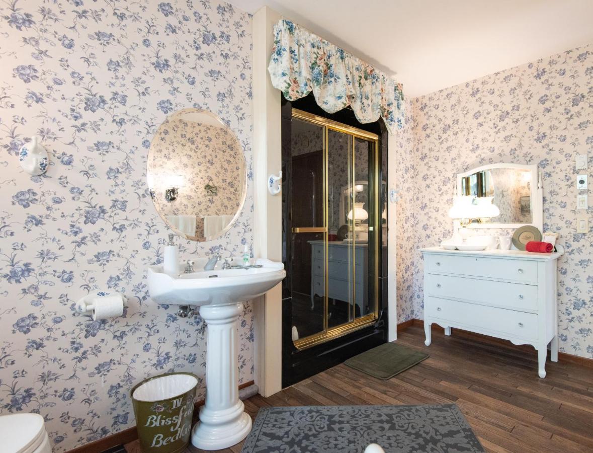 콘웰 Chez Nous B&B 외부 사진