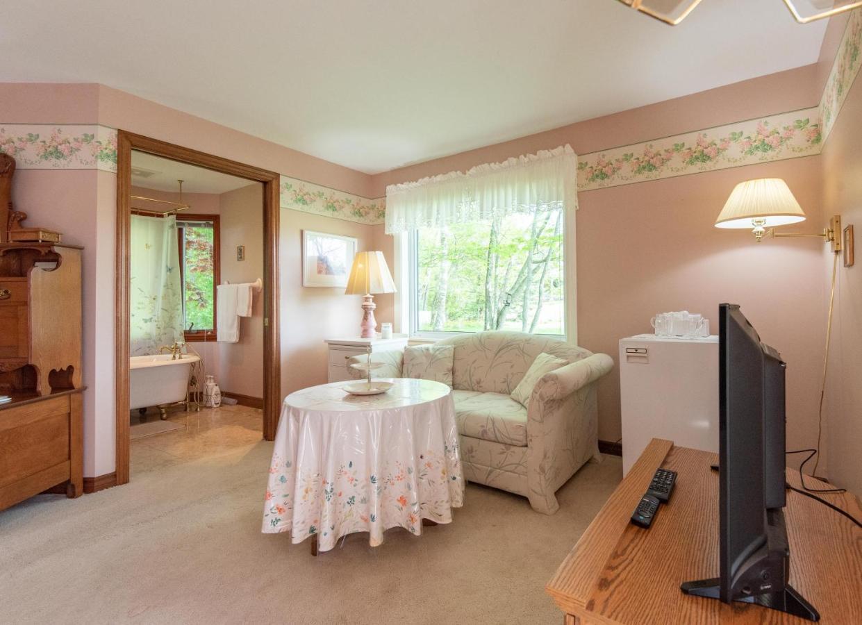 콘웰 Chez Nous B&B 외부 사진