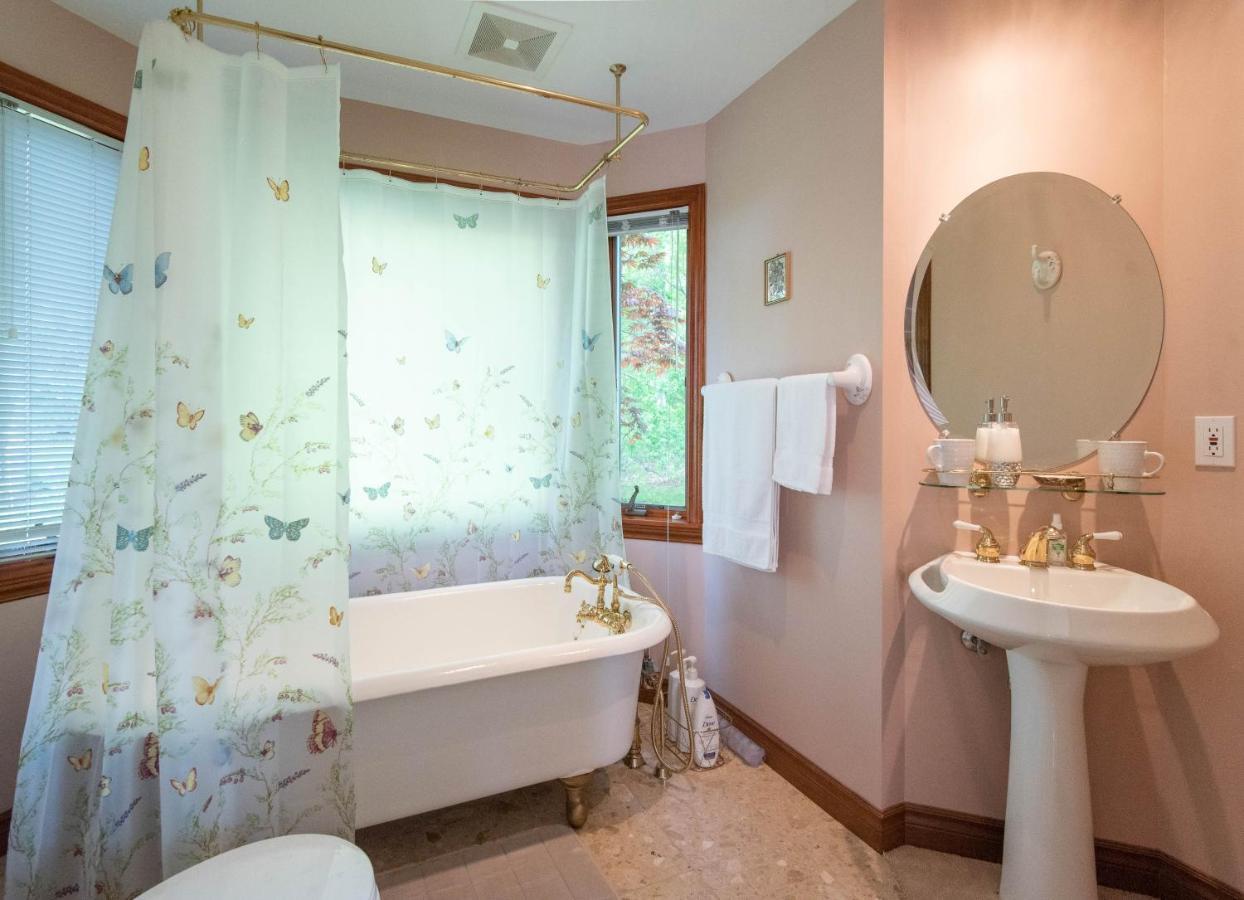 콘웰 Chez Nous B&B 외부 사진