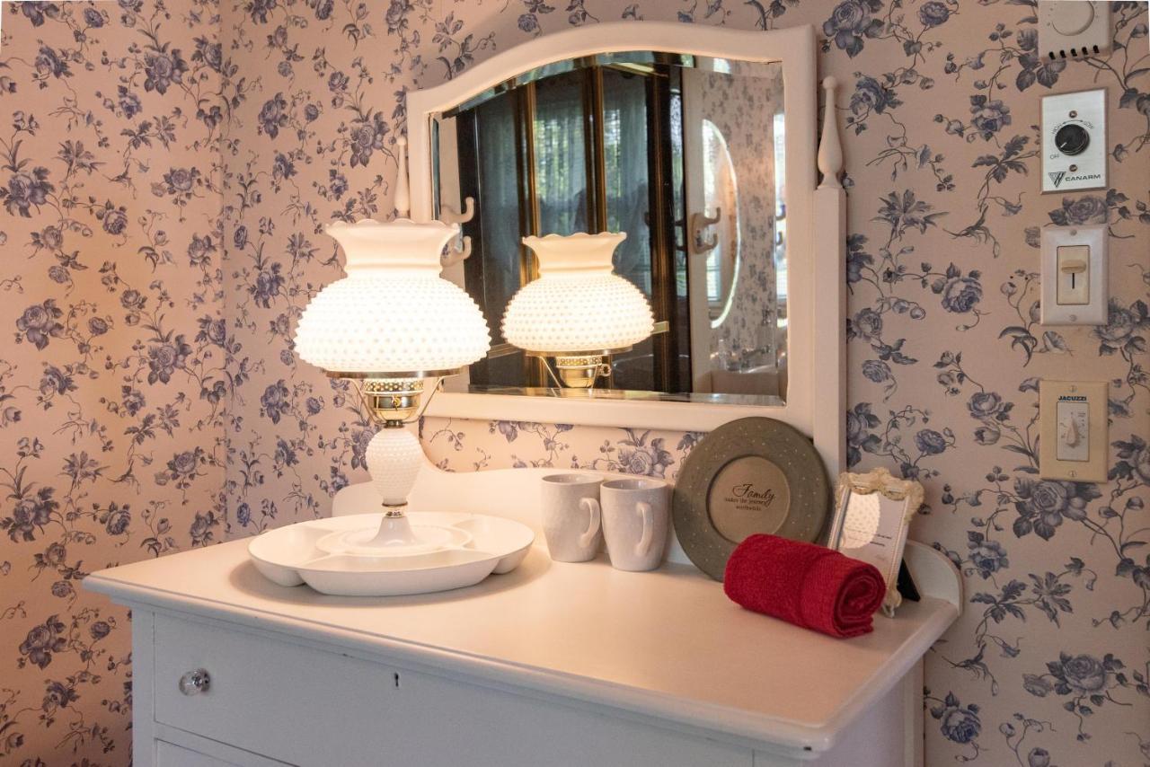 콘웰 Chez Nous B&B 외부 사진