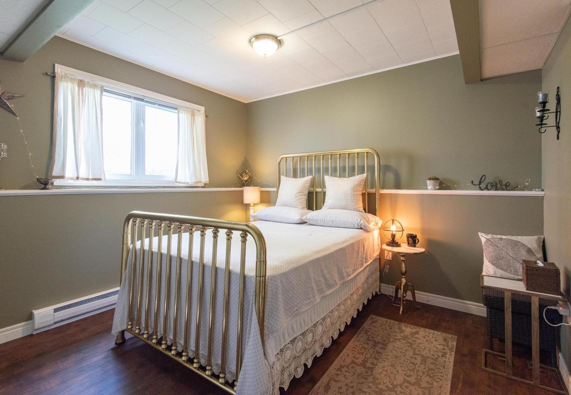 콘웰 Chez Nous B&B 외부 사진