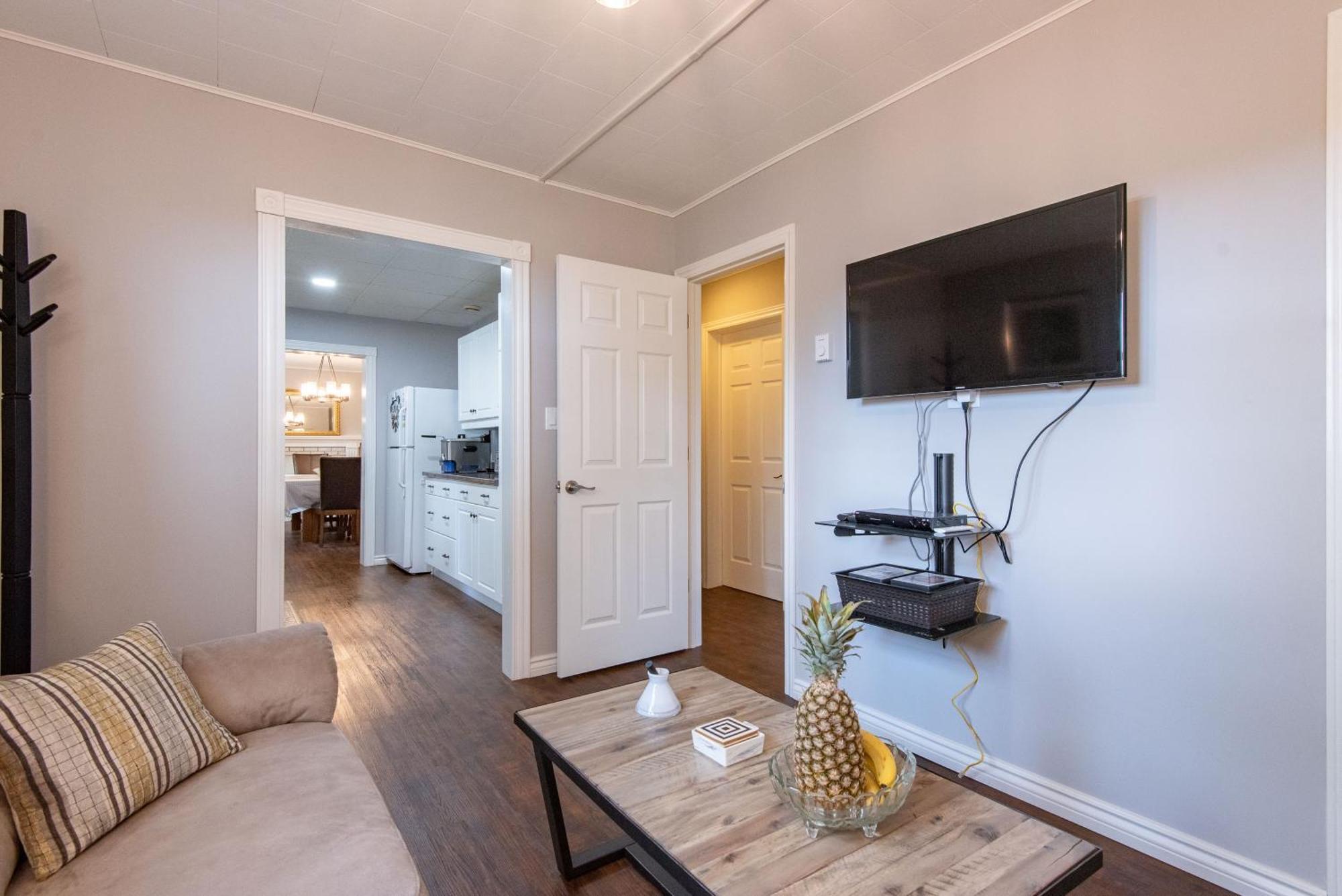 콘웰 Chez Nous B&B 외부 사진