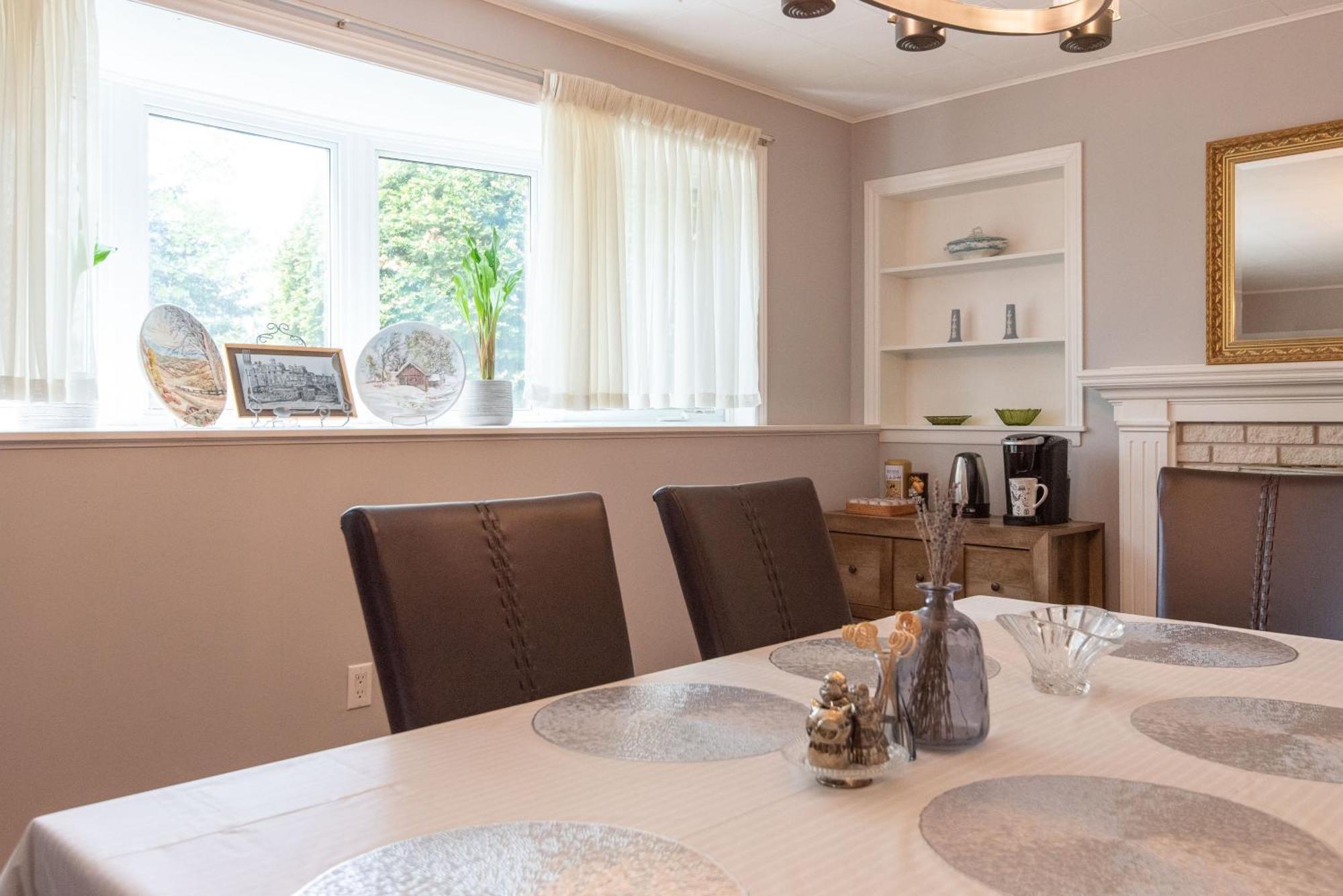 콘웰 Chez Nous B&B 외부 사진
